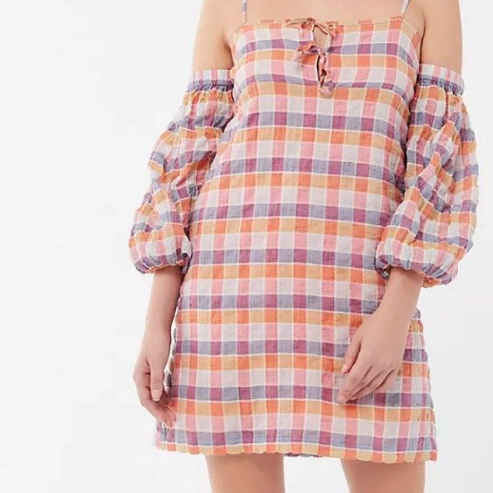 Uo Somerville Crinkle Cold Shoulder Mini Dress - M